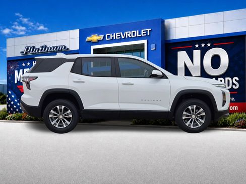 New 2026 Chevrolet Equinox LT FWD image 7