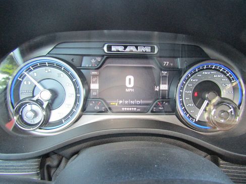 Used 2019 RAM 1500 Limited AWD/4WD image 29