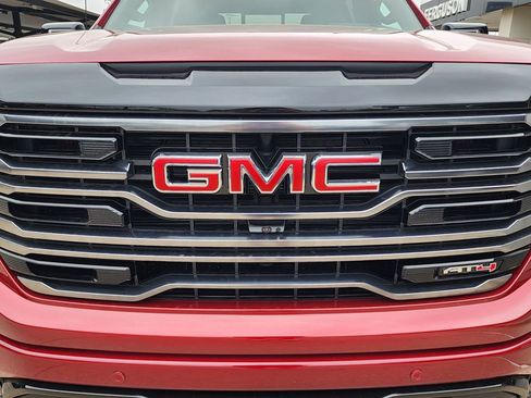New 2026 GMC Sierra 1500 AT4 w/ AT4 Premium Package AWD/4WD image 10