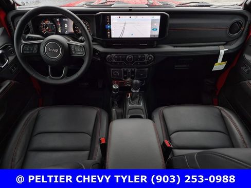 Used 2025 Jeep Wrangler Unlimited Rubicon AWD/4WD image 40