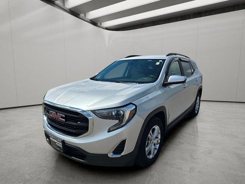 Used 2021 GMC Terrain SLE w/ Driver Convenience Package FWD image 1