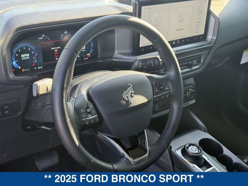 New 2025 Ford Bronco Sport Outer Banks AWD/4WD image 21