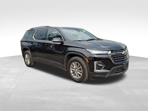 Used 2023 Chevrolet Traverse LT AWD/4WD image 1