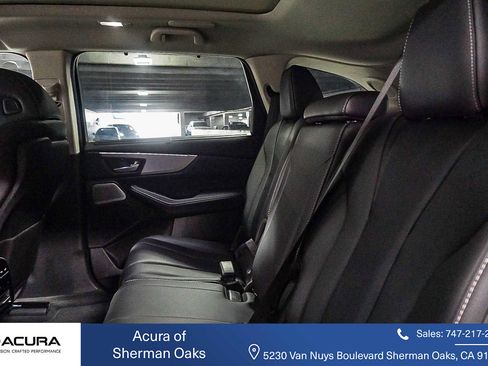 Used 2025 Acura MDX SH-AWD w/ Technology Package image 27