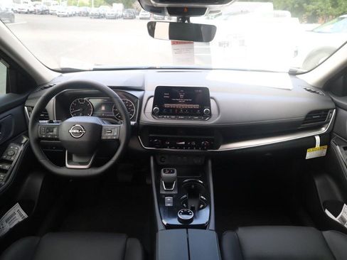 New 2026 Nissan Rogue Dark Armor AWD/4WD image 7