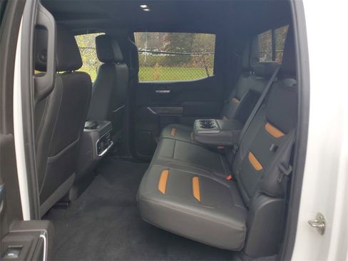 Used 2020 GMC Sierra 1500 AT4 w/ Technology Package image 24