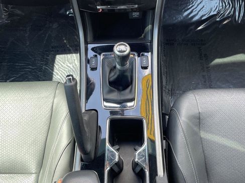 Used 2016 Honda Accord EX-L image 25