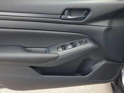 New 2025 Nissan Altima 2.5 S image 12