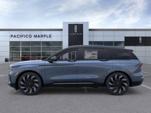 New 2026 Lincoln Nautilus Reserve w/ Jet Appearance Package image 3