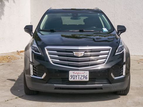 Used 2019 Cadillac XT5 Premium Luxury image 2