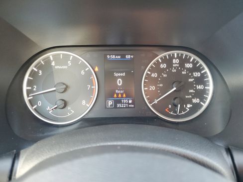 Certified 2021 Nissan Sentra S image 25