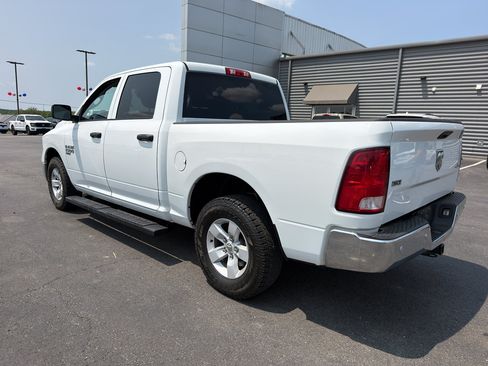 Used 2022 RAM 1500 Classic SLT w/ Electronics Group AWD/4WD image 5
