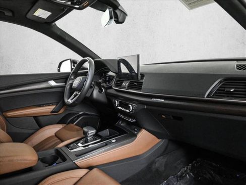 Certified 2024 Audi Q5 2.0T Premium Plus AWD/4WD image 23