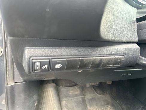 Certified 2024 Toyota Corolla SE FWD image 22