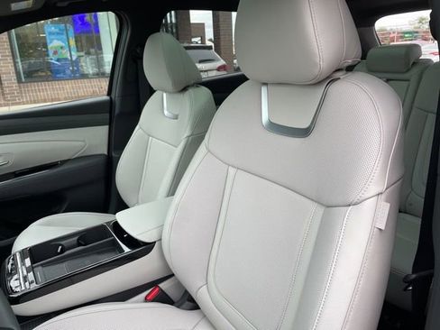 New 2026 Hyundai Tucson Limited image 9