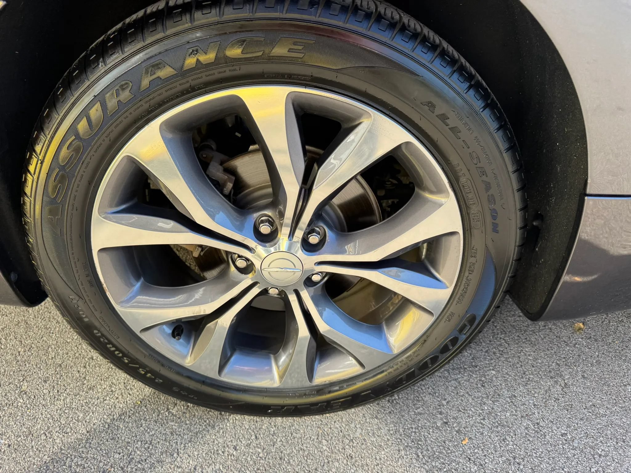 Used 2017 Chrysler Pacifica Limited FWD image 28
