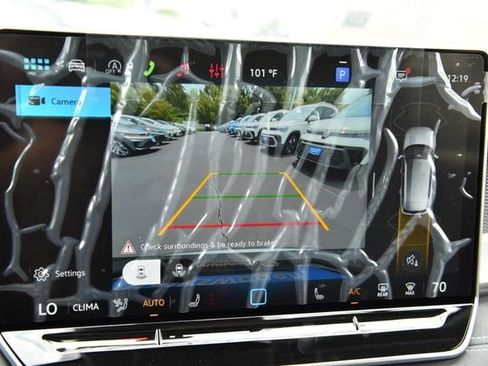 New 2026 Volkswagen Tiguan SE AWD/4WD image 13