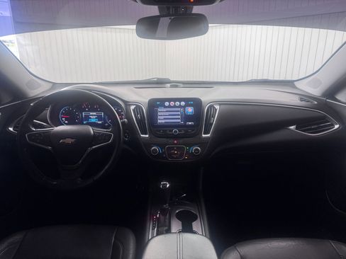 Used 2018 Chevrolet Malibu LT w/ Redline Edition FWD image 17