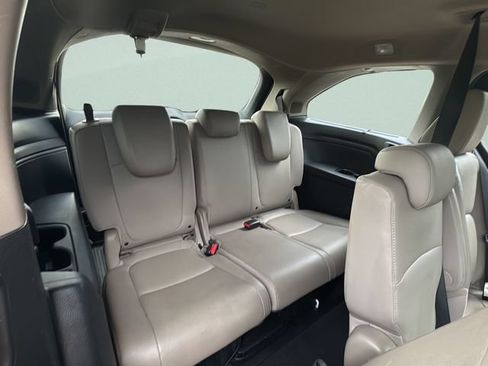 Used 2018 Honda Odyssey Elite image 18