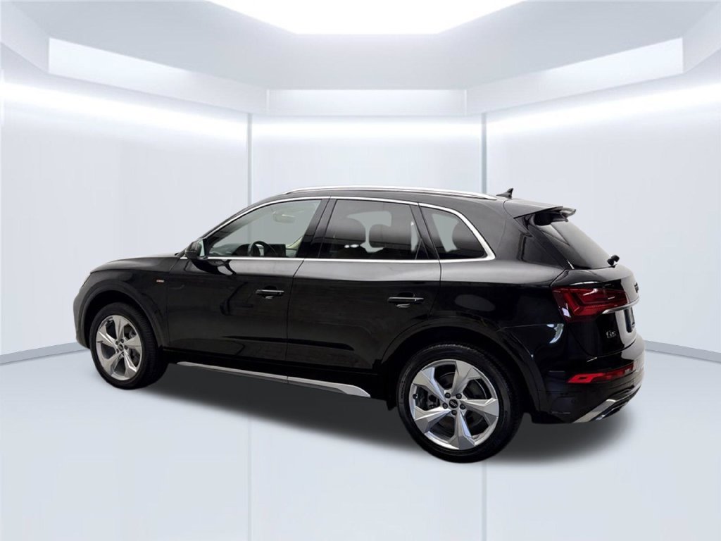 Certified 2022 Audi Q5 2.0T Premium Plus w/ Premium Plus Package AWD/4WD image 4