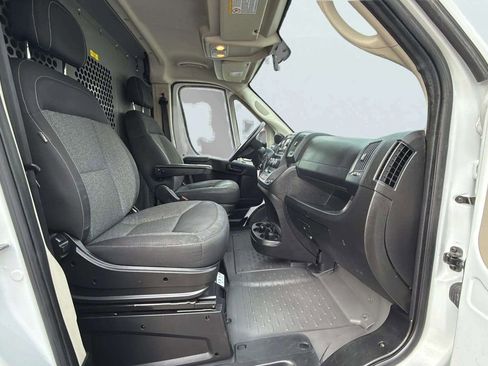 Used 2020 RAM ProMaster 2500 w/ Premium Appearance Group image 13