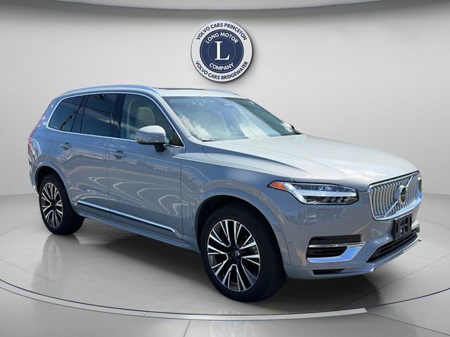Used 2025 Volvo XC90 T8 Plus AWD/4WD image 11
