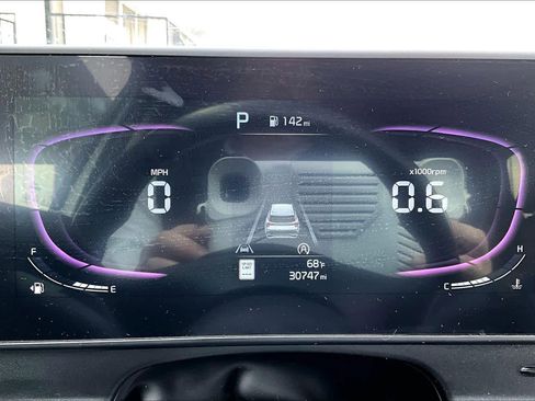 Used 2024 Kia Sportage EX image 25