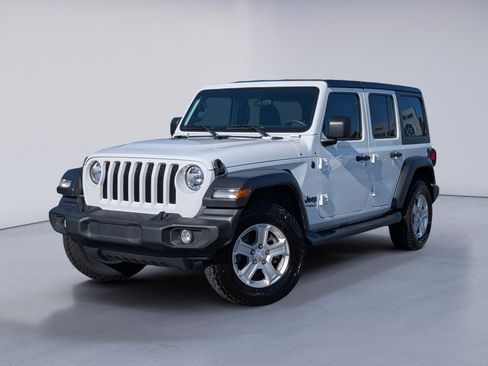 Used 2022 Jeep Wrangler Unlimited Sport AWD/4WD image 2