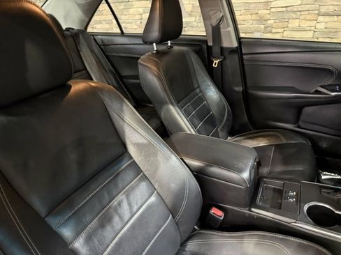 Used 2017 Toyota Camry XLE image 29