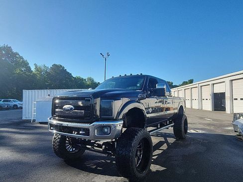 Used 2011 Ford F250 Lariat w/ Lariat Ultimate Pkg AWD/4WD image 1