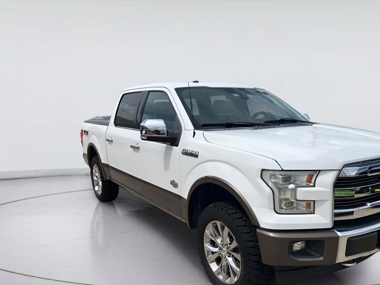 Used 2017 Ford F150 King Ranch w/ Equipment Group 601A Luxury AWD/4WD image 2