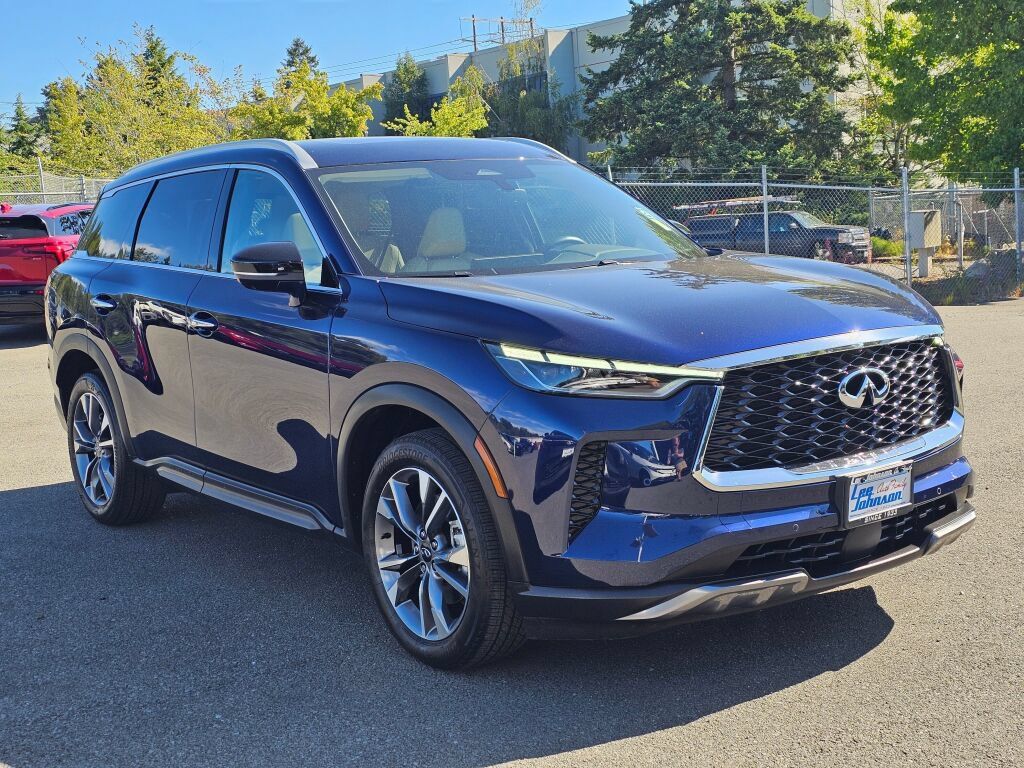 Used 2022 INFINITI QX60 Luxe AWD/4WD image 3