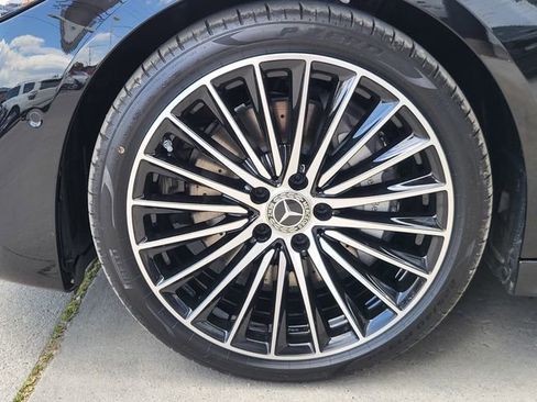 Used 2025 Mercedes-Benz C 300 4MATIC Sedan image 8