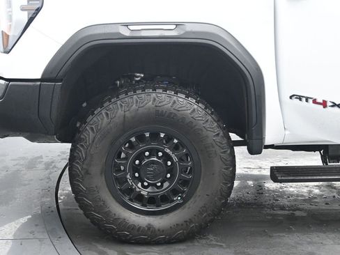 Used 2024 GMC Sierra 2500 AT4X w/ AT4X AEV Edition image 35