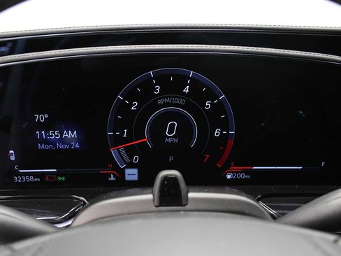 Used 2023 Cadillac Escalade V w/ LPO, ONYX Package image 27