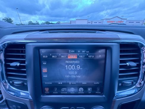 Used 2017 RAM 2500 Laramie w/ Off Road Package AWD/4WD image 25