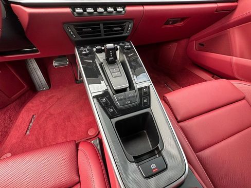 Certified 2025 Porsche 911 Carrera RWD image 34