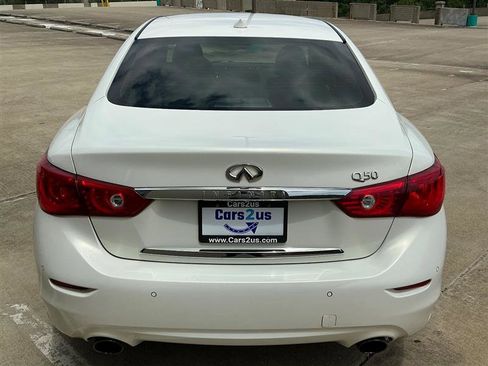 Used 2015 INFINITI Q50 Premium w/ Deluxe Touring Package RWD image 5