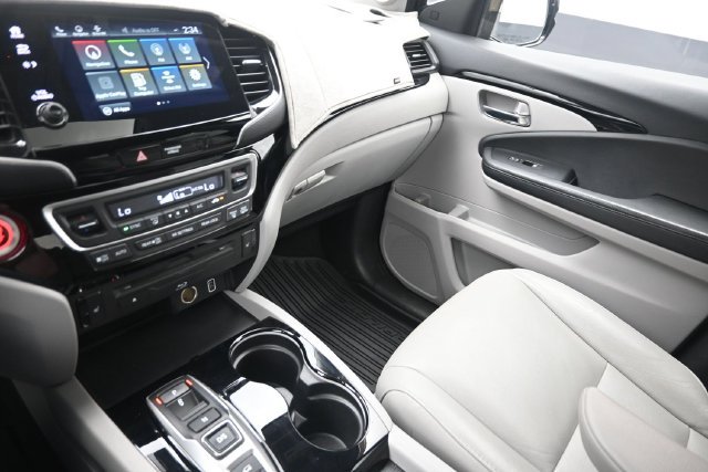 Used 2019 Honda Pilot Touring image 33