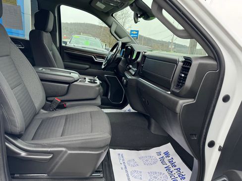 Used 2022 Chevrolet Silverado 1500 LT image 42