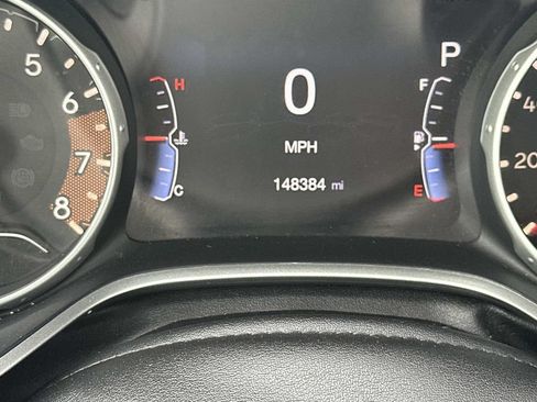 Used 2018 Jeep Compass Latitude w/ Popular Equipment Group AWD/4WD image 21