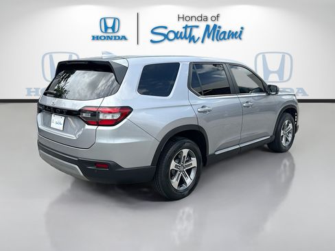 Certified 2024 Honda Pilot EX-L image 7