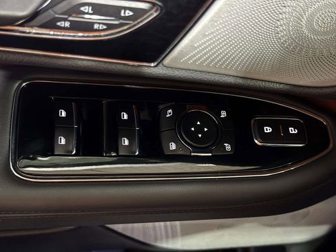 Certified 2023 Lincoln Navigator Reserve image 9