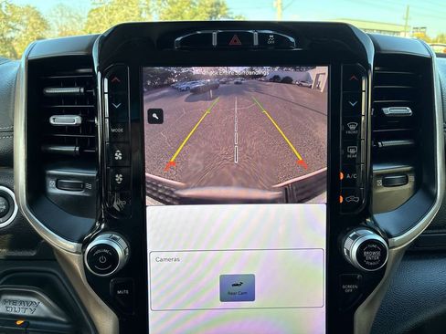 Used 2024 RAM 2500 Laramie image 22