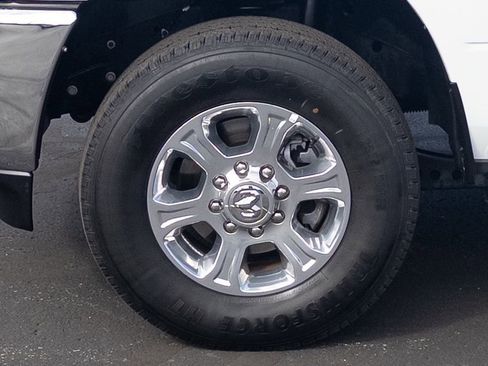 Used 2024 RAM 2500 Big Horn image 13