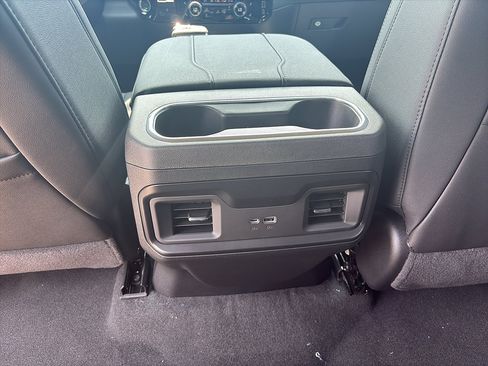 New 2026 Chevrolet Silverado 1500 RST w/ Z71 Off-Road Package AWD/4WD image 11