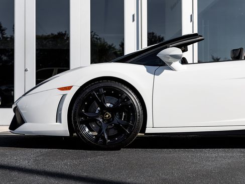 Used 2014 Lamborghini Gallardo LP 550-2 image 6