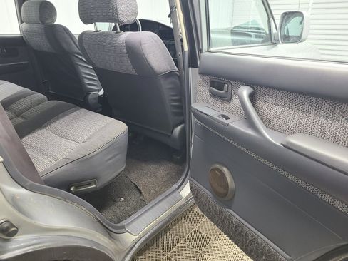Used 1991 Toyota Land Cruiser 4D SUV image 33