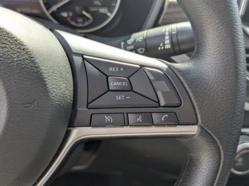 Certified 2024 Nissan Altima 2.5 SV FWD image 30