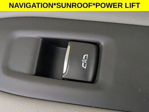 Used 2021 Cadillac XT5 Premium Luxury FWD image 36